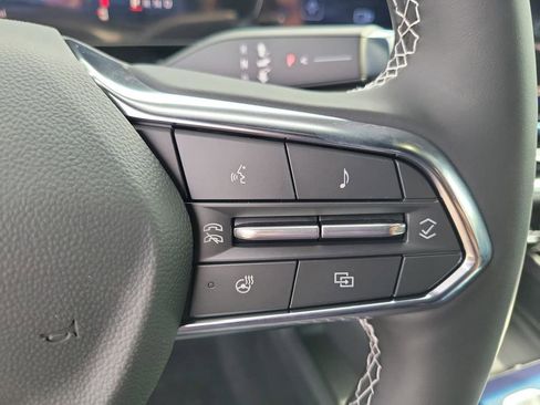 New 2026 Chevrolet Equinox EV LT image 6