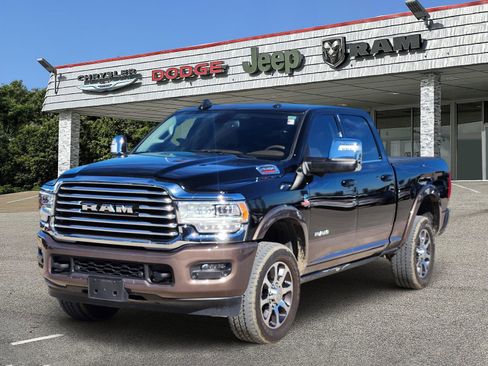 Used 2024 RAM 2500 Limited w/ Towing Technology Group image 2