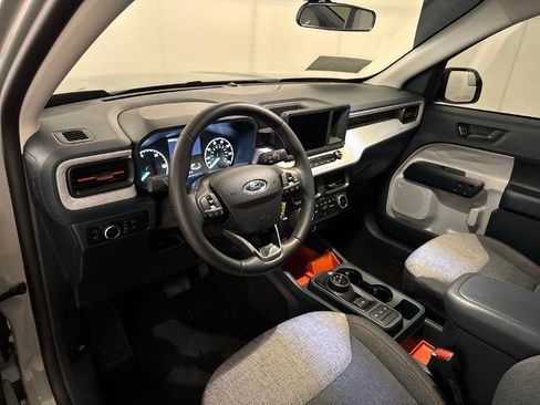 Certified 2024 Ford Maverick XLT w/ XLT Luxury Package image 5