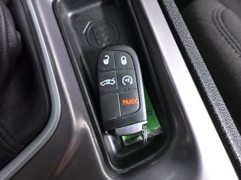 Used 2023 Dodge Charger R/T w/ Technology Group RWD image 21
