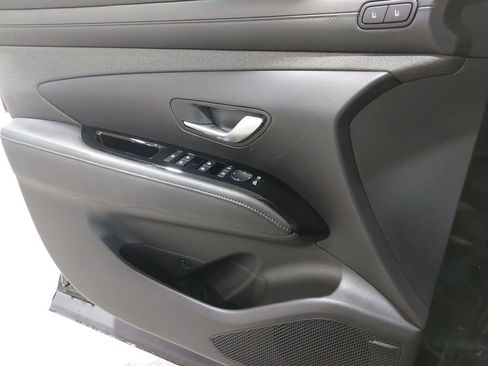 Certified 2025 Hyundai Santa Cruz Limited image 25