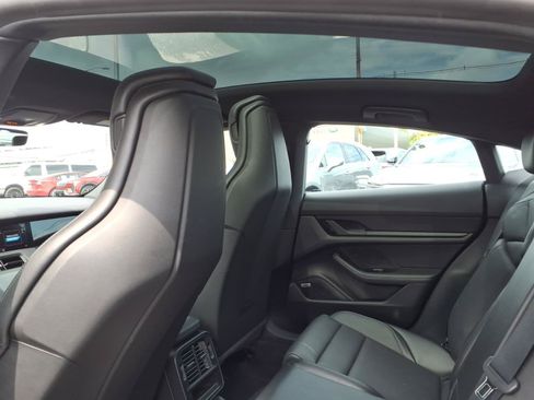 Used 2020 Porsche Taycan 4S AWD/4WD image 15