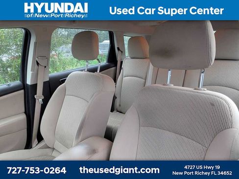 Used 2013 Dodge Journey American Value Package w/ Flexible Seating Group FWD image 3