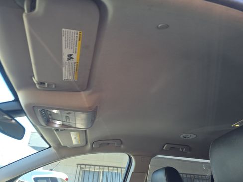 Used 2020 GMC Acadia SLT image 28