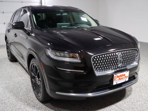 Used 2021 Lincoln Nautilus Reserve w/ Cargo Utility Package AWD/4WD image 5