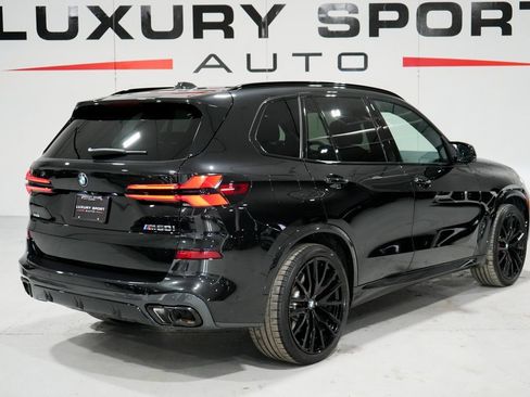 Used 2025 BMW X5 M60i image 6