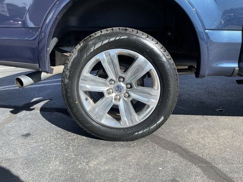 Used 2020 Ford F150 Platinum w/ Equipment Group 701A Luxury image 34