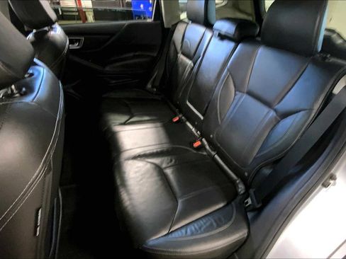 Used 2020 Subaru Forester Touring image 21