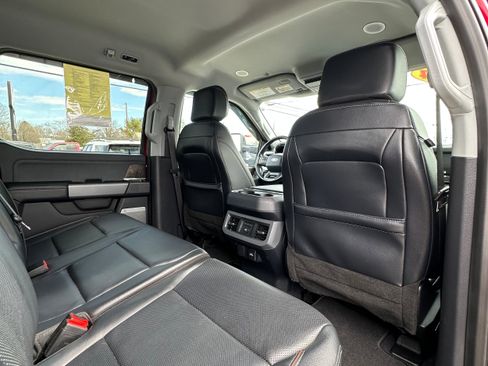 Used 2024 Ford F350 Lariat w/ Lariat Ultimate Package AWD/4WD image 25
