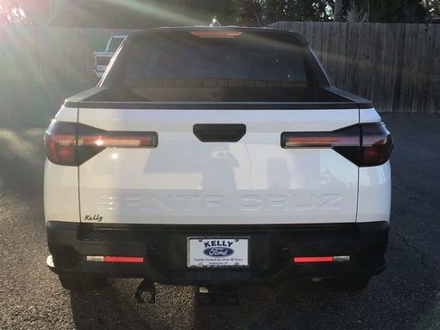 Used 2025 Hyundai Santa Cruz SE image 6