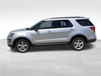 Used 2017 Ford Explorer XLT w/ Equipment Group 202A