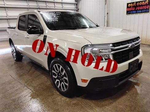 Used 2024 Ford Maverick Lariat FWD image 1
