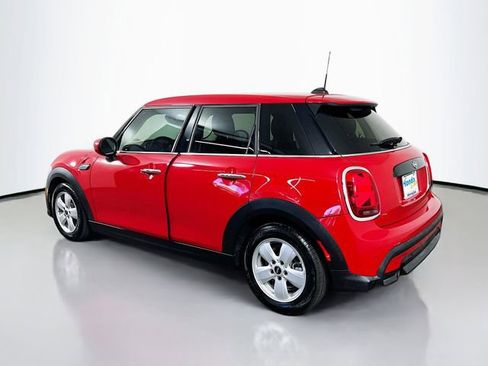 Used 2022 MINI Cooper 4-Door Hardtop image 7