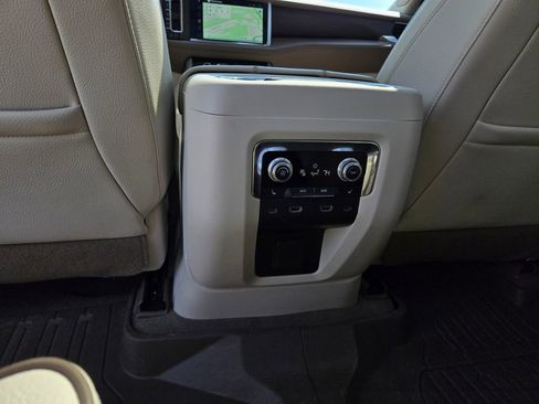 Used 2023 GMC Yukon Denali w/ Max Trailering Package AWD/4WD image 32