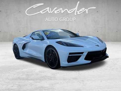 Used 2024 Chevrolet Corvette Stingray Preferred Conv w/ 2LT RWD image 2
