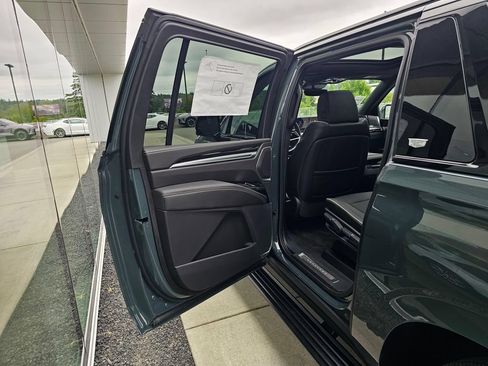 New 2026 Cadillac Escalade ESV Sport w/ Touring Package AWD/4WD image 16
