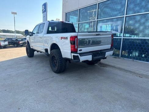 Used 2023 Ford F250 Platinum AWD/4WD image 5