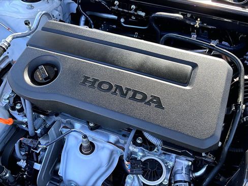 Used 2025 Honda Civic Sport image 31
