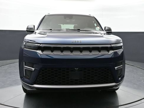 New 2026 Jeep Grand Wagoneer Limited AWD/4WD image 43
