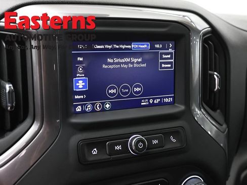 Used 2024 Chevrolet Silverado 1500 Custom AWD/4WD image 17