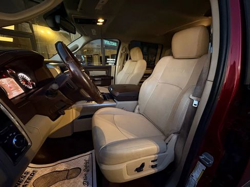 Used 2013 RAM 2500 Laramie w/ Convenience Group image 12
