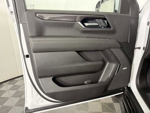 New 2026 GMC Yukon XL Elevation image 8