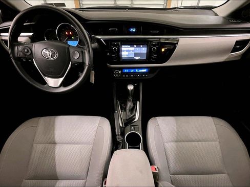 Used 2016 Toyota Corolla LE image 14