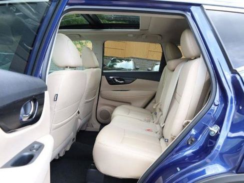 Used 2020 Nissan Rogue SL w/ Premium Package FWD image 23
