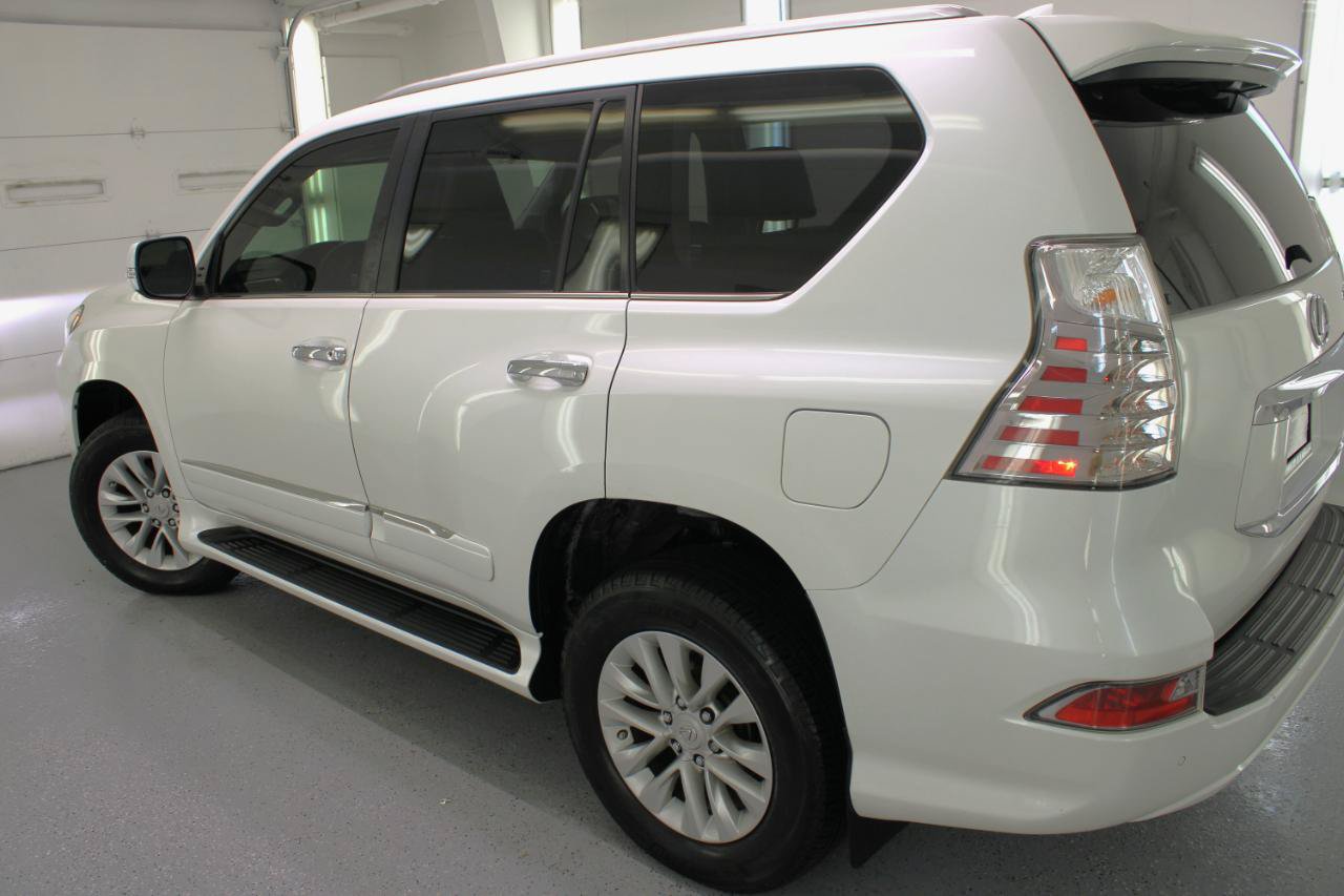 Used 2017 Lexus GX 460 Premium AWD/4WD image 16