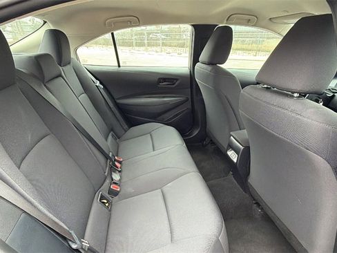 Used 2024 Toyota Corolla LE image 40