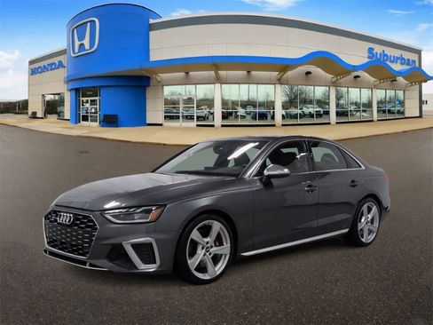 Used 2021 Audi S4 Premium Plus w/ Premium Plus Package image 4