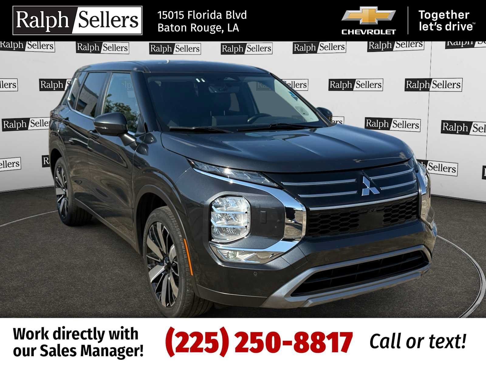 Used 2025 Mitsubishi Outlander SE AWD/4WD image 1