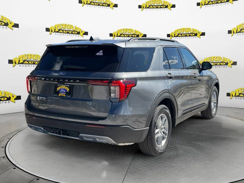 New 2026 Ford Explorer Active w/ Active Comfort Package image 6