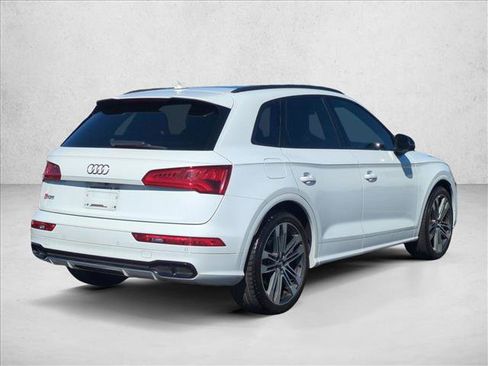 Used 2020 Audi SQ5 Premium Plus w/ Premium Plus Package AWD/4WD image 5