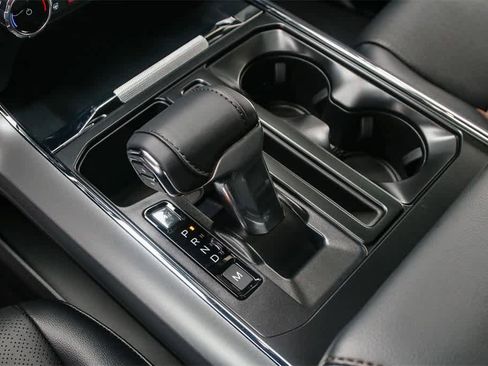 New 2025 Ford F150 Lariat w/ Equipment Group 501A Mid image 19