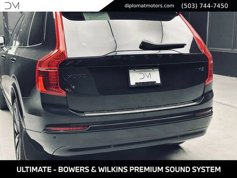 Used 2024 Volvo XC90 T8 Ultimate AWD/4WD image 16