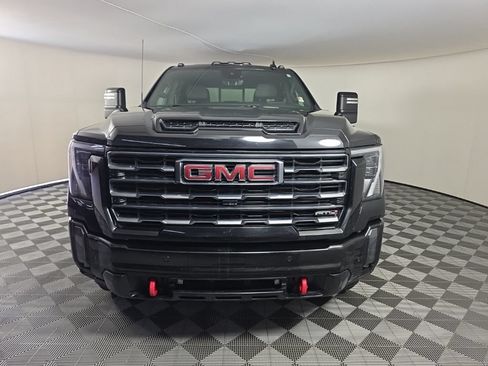 Used 2024 GMC Sierra 2500 AT4 w/ AT4 Premium Plus Package AWD/4WD image 8