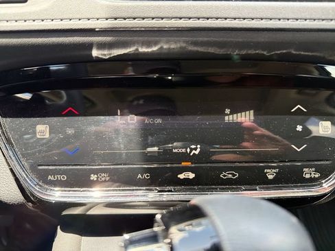 Used 2022 Honda HR-V EX-L image 22