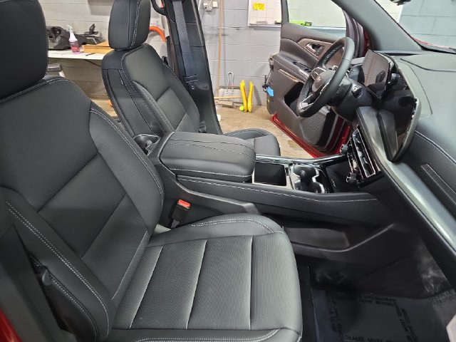 New 2027 Chevrolet Traverse LT w/ Driver Confidence Package AWD/4WD image 12