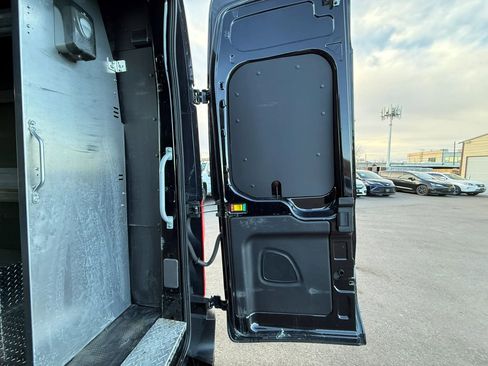 Used 2023 Ford Transit 250 148 High Roof Extended w/ Load Area Protection Package RWD image 29
