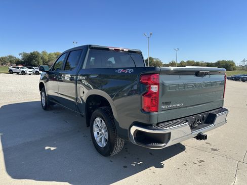 Used 2025 Chevrolet Silverado 1500 LT image 6