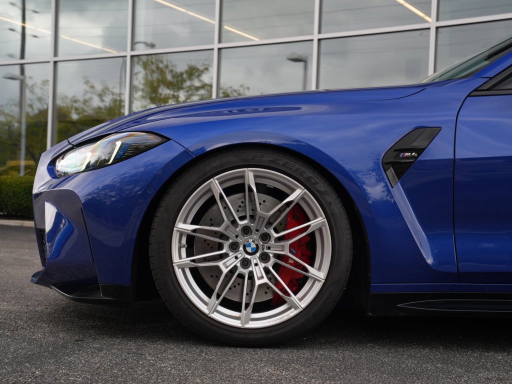 Used 2025 BMW M4 Coupe w/ Executive Package RWD image 9