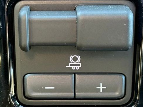 New 2026 GMC Sierra 1500 SLT image 29