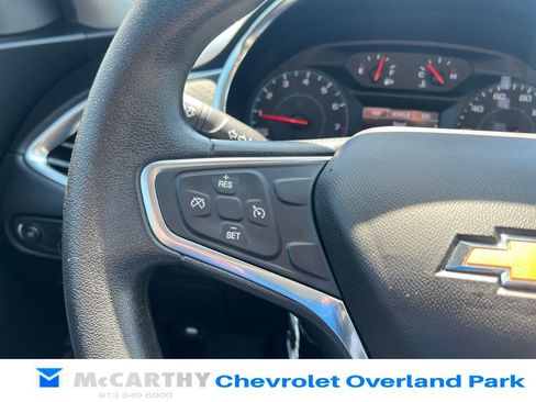 Used 2018 Chevrolet Malibu LT FWD image 12