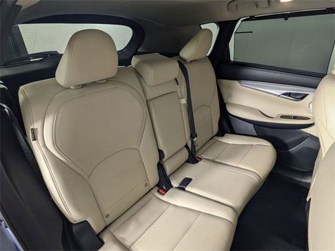 Used 2021 INFINITI QX50 Sensory image 31