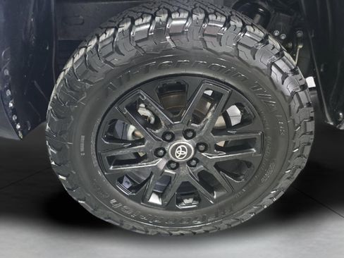 Used 2026 Toyota Tundra Limited image 25