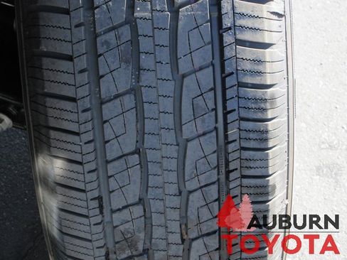 New 2025 Toyota Tacoma TRD Sport image 5