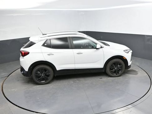 Used 2024 Buick Encore GX Sport Touring FWD image 36