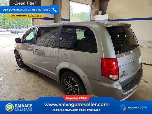 Used 2019 Dodge Grand Caravan GT FWD image 3