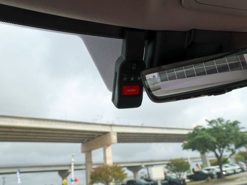 Used 2024 Toyota Tundra Limited AWD/4WD image 29